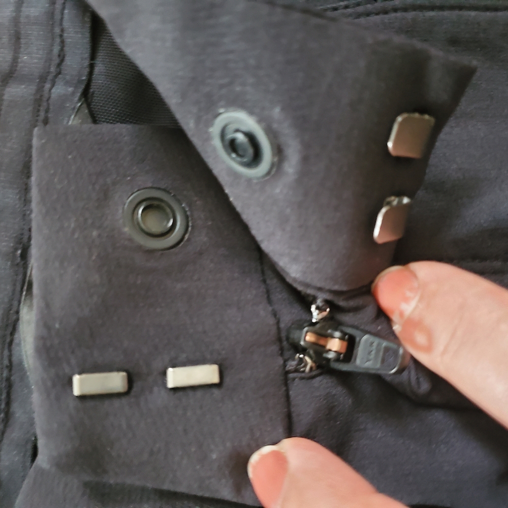 Athleta 6 Pockets Elastic On Waist Skinny Pants - Black Sz 6 - Picture 4 of 16